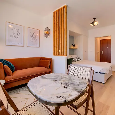 Appartement Plein Centre A 10 Mn A Pied De La Cathedrale *