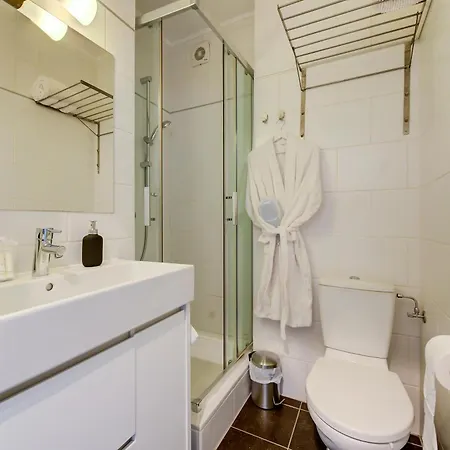 Appartement Plein Centre A 10 Mn A Pied De La Cathedrale *