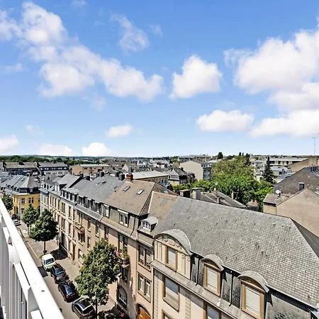 Plein Centre A 10 Mn A Pied De La Cathedrale アパート *